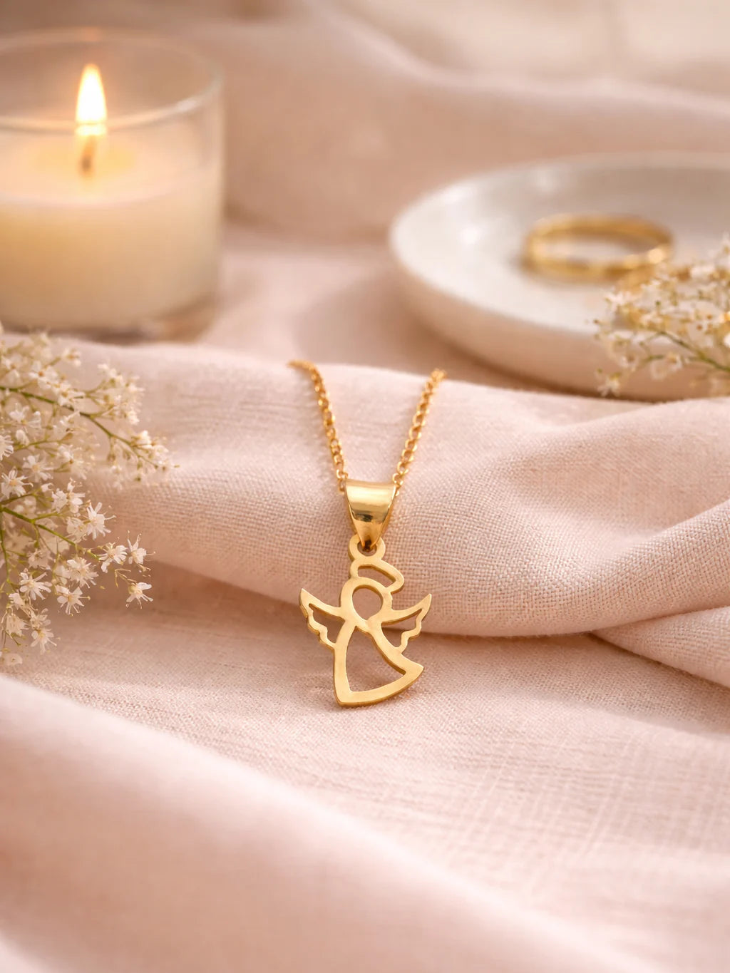Necklaces & Pendants