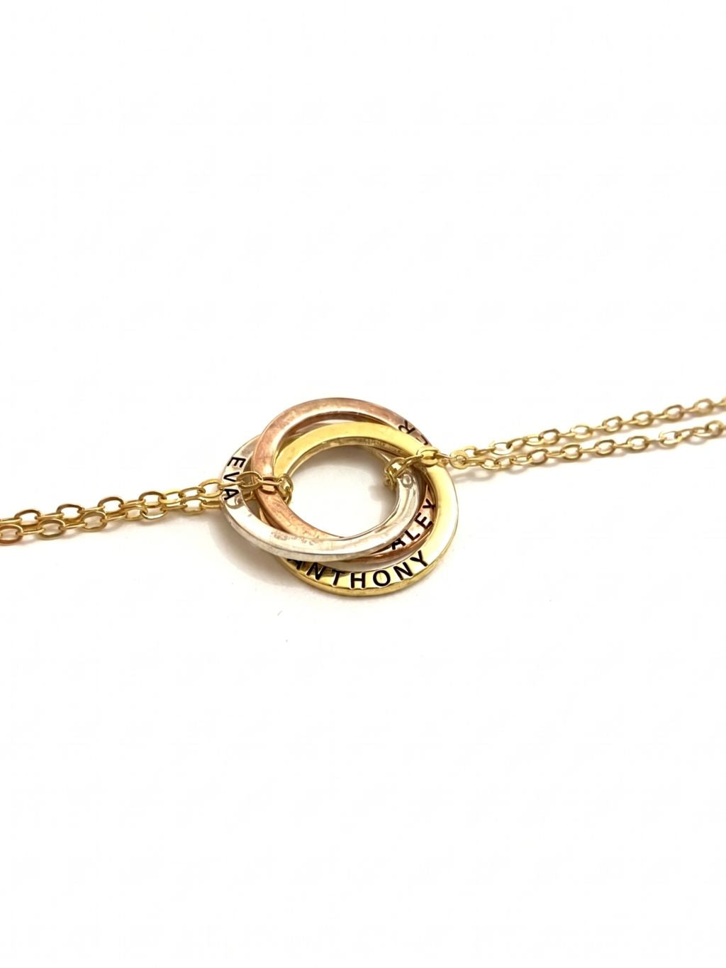 Interlocking Circles Necklace
